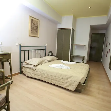 Les Amis Hotel Vári