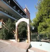 Hotel Les Amis 2*